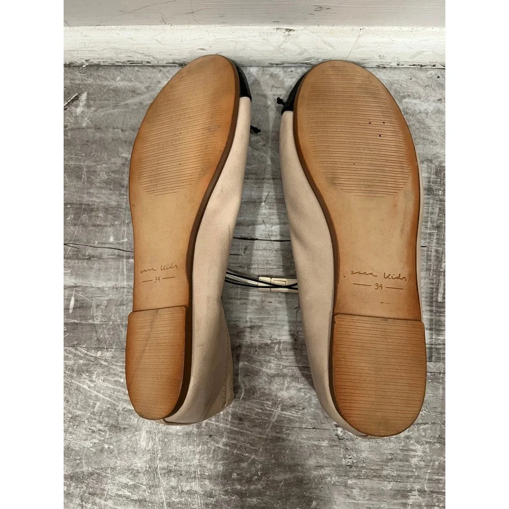 Zara Kids Ballet Flats 34 US 2.5 Beige Nude Black Cap Toe Leather Flats Bow Shoe